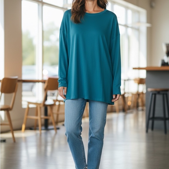 None Tops - Relaxed Teal Long-Sleeve Tunic Top